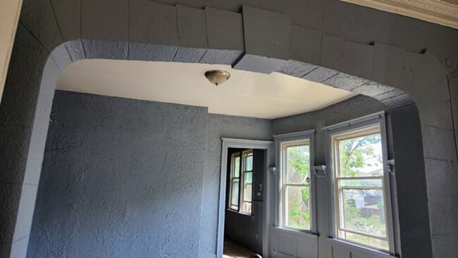 Building Photo - 3240-3242 N 24th Pl. (Duplex)