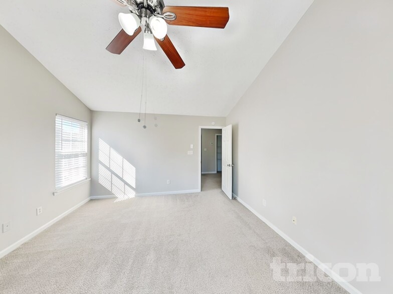 Building Photo - 988 Winding Down Way