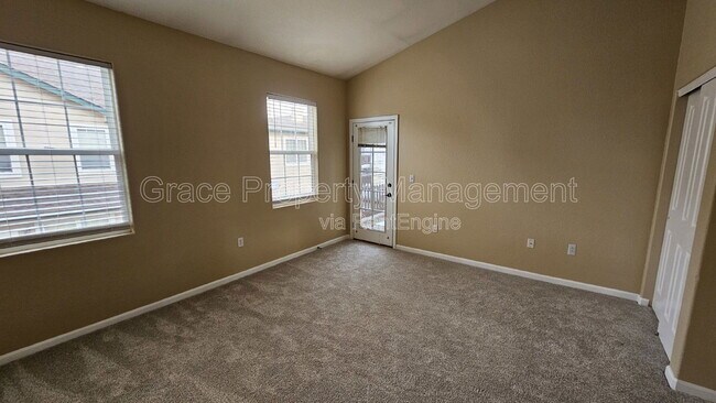 Building Photo - 4024 S Carson St