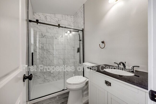 Building Photo - 4158-F Charlotte Hwy