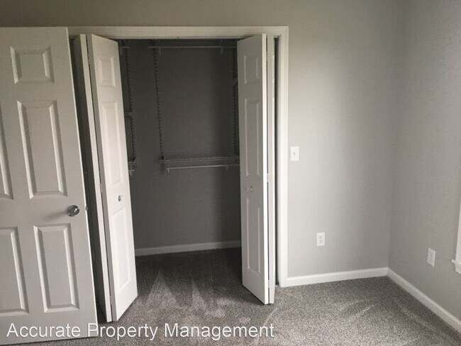 Building Photo - 3 br, 2 bath House - 4979 N 550 E