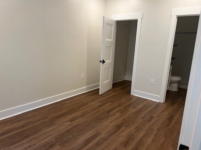 Building Photo - 210 S Trammell St