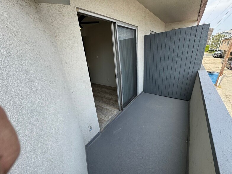 Building Photo - 3510 Clarington Ave