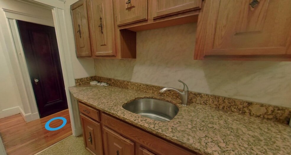 Building Photo - 53 Fellsway W