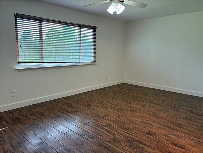 Building Photo - 17034 Coachmaker Dr