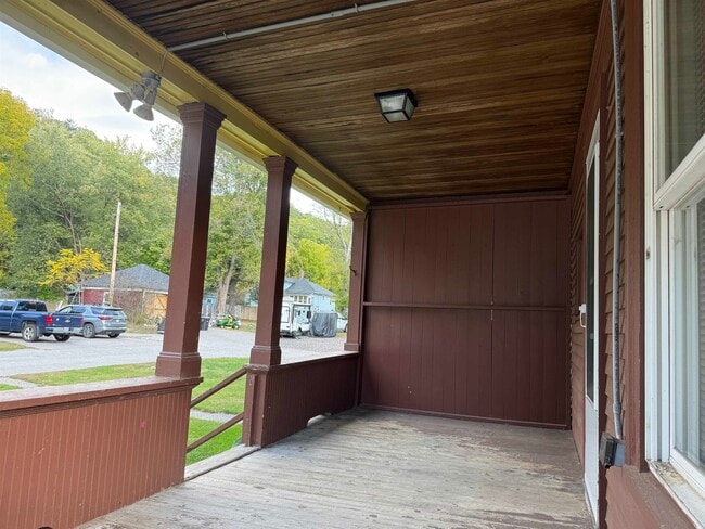 Building Photo - 189 E Bow St