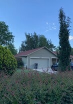Building Photo - 10928 NW 34th Pl