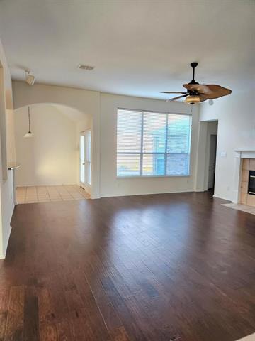 Building Photo - 1433 Woodmont Dr