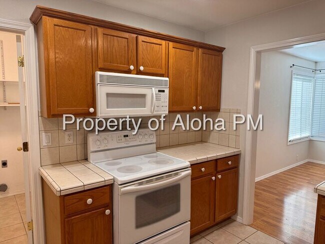 Building Photo - 3048 W Kendrick St