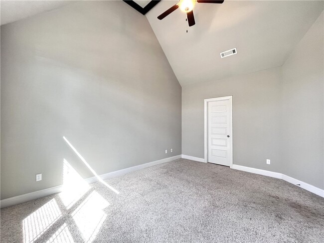 Building Photo - 3214 SW Stonepoint Ave