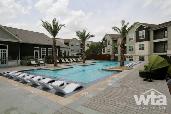 Building Photo - 1 bedroom in Austin Tx 78748