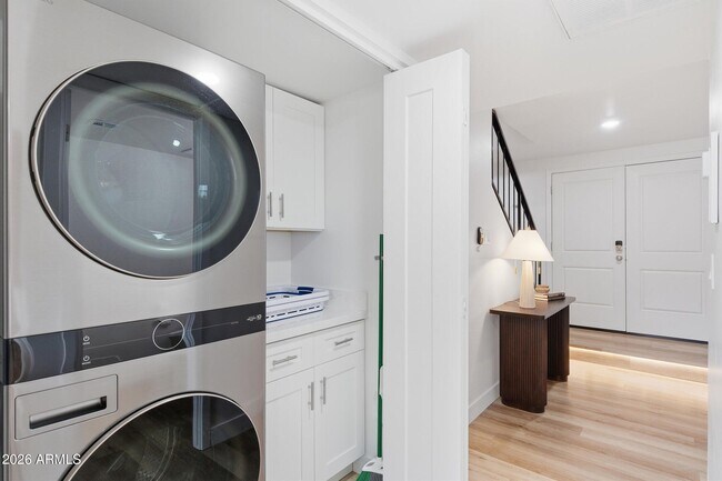 Building Photo - 4308 N Parkway Ave