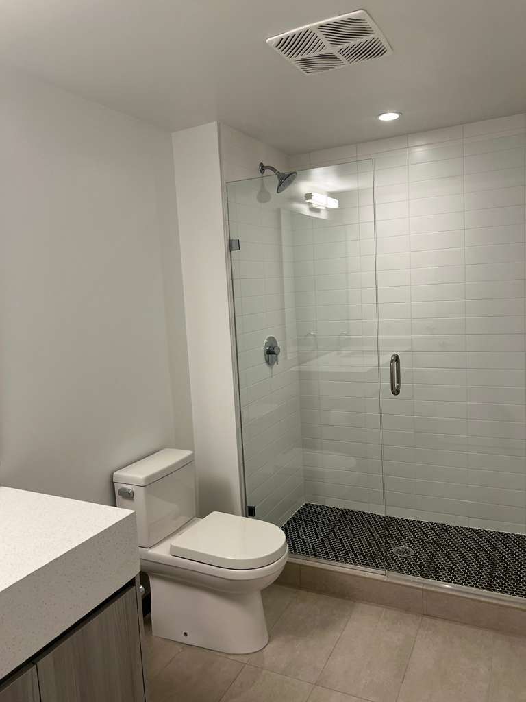 Building Photo - 2722 SW 28th Ave