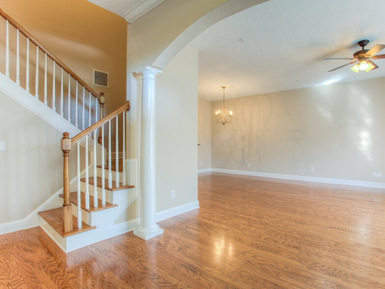 Building Photo - 204 Aberdeen Pond Dr