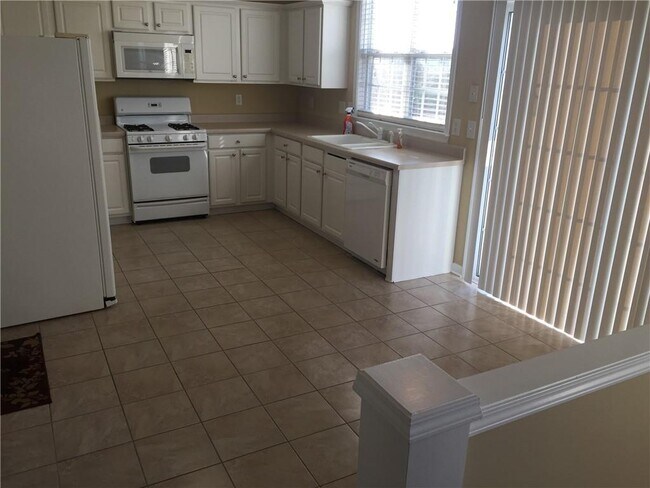 Building Photo - 708 Wendlebury Ct