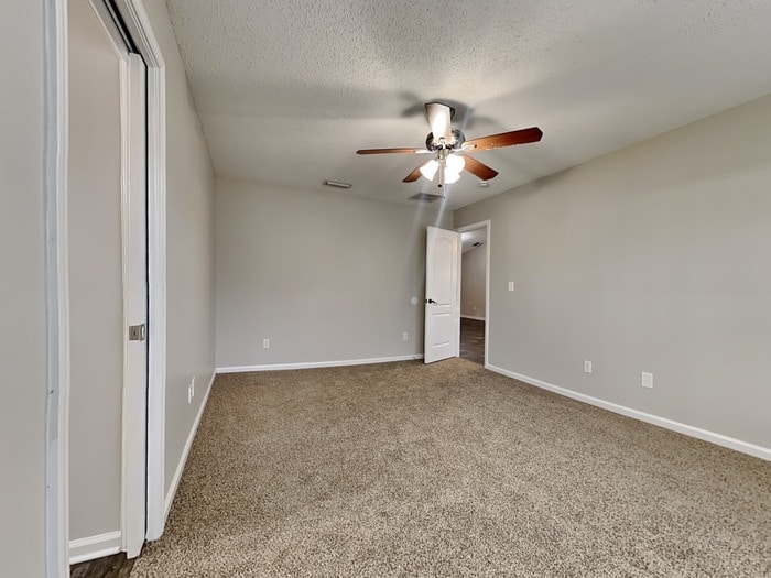 Building Photo - 6463 Silk Leaf Ln