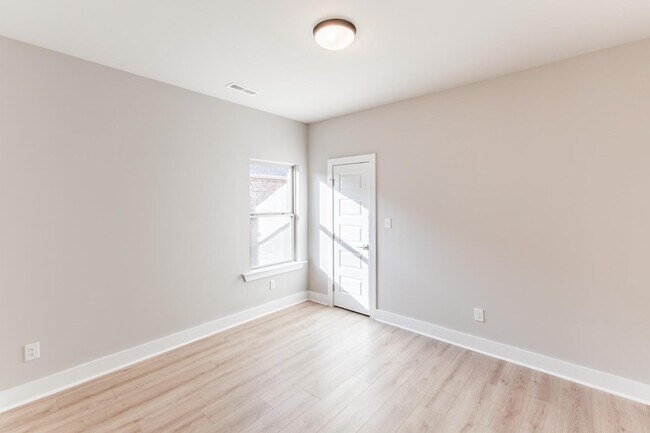 Building Photo - 6030 Margie Collins Dr SE