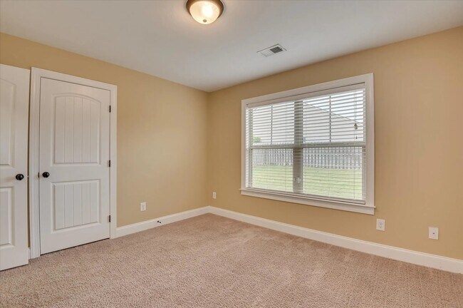 Building Photo - 621 Shipley Ave