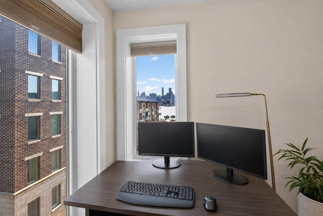 Building Photo - 100 Eton Row