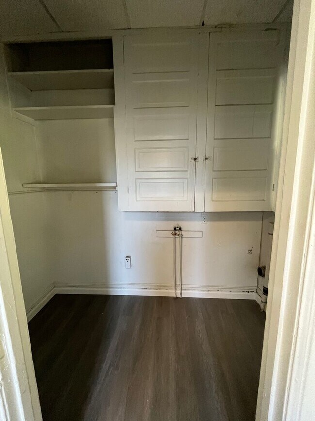 Building Photo - 1314-1316 Schlager St