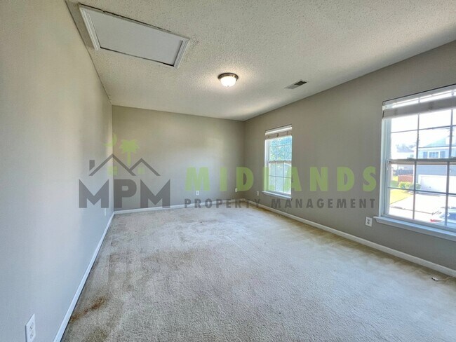 Building Photo - 101 Baltic Ct