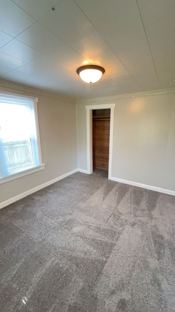 Building Photo - Middletown Park neighborhood