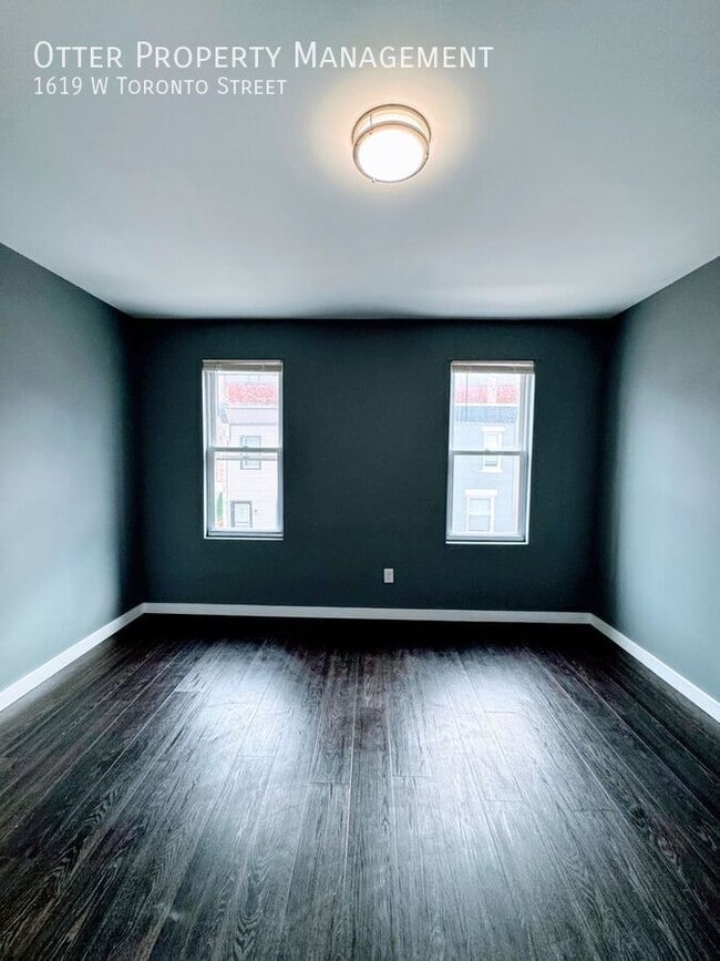 Building Photo - 1619 W Toronto St