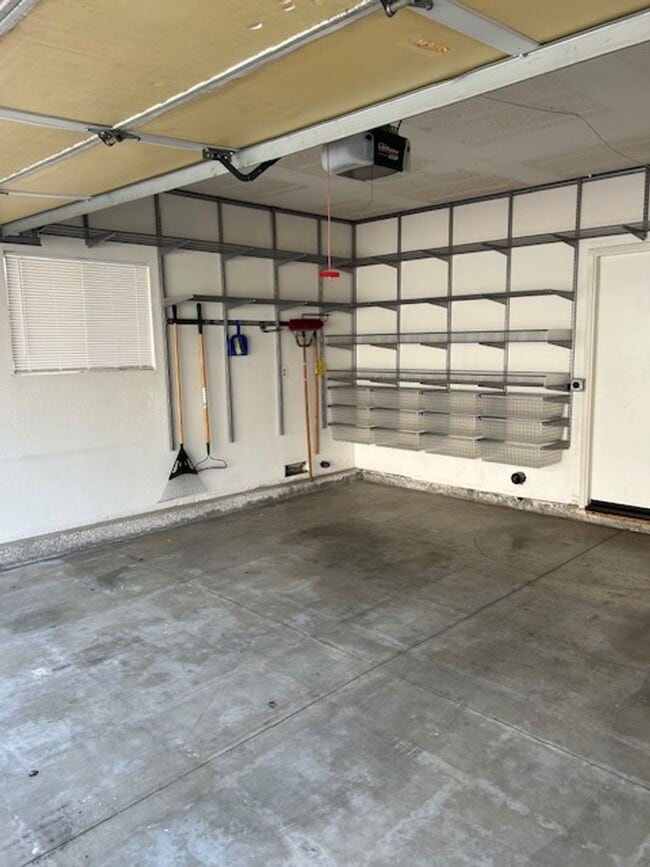 Building Photo - Beautiful 3bed/2bth in San Marcos!