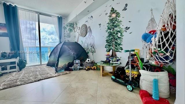 Building Photo - 1881 NE 79th St