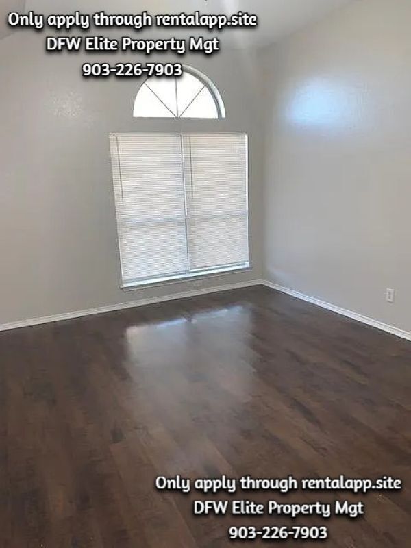 Building Photo - 468 Maplegrove Rd