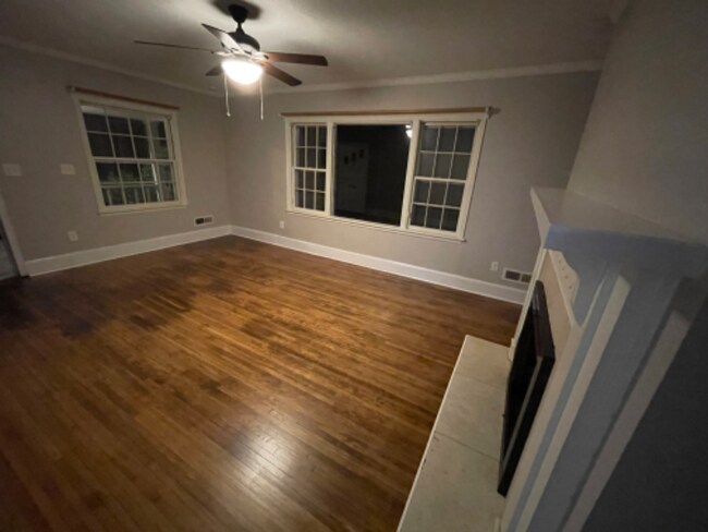 Building Photo - 1223 S Belvedere Ave