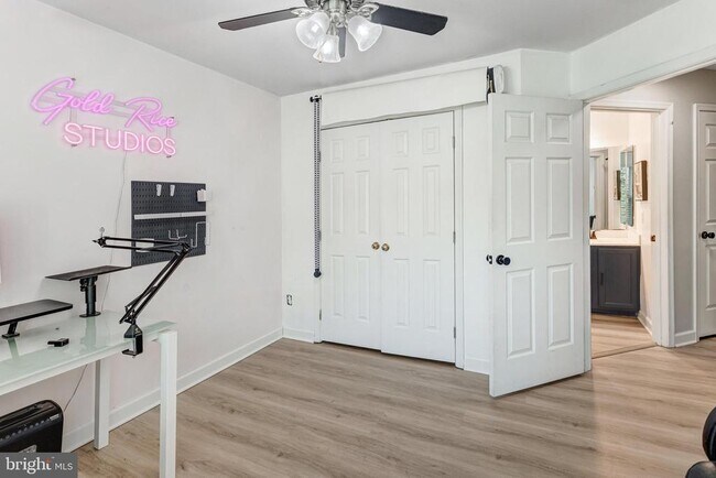 Building Photo - 2599 Grayton Ln