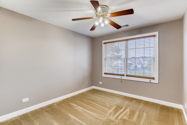 Building Photo - 21345 Windy Hill Dr
