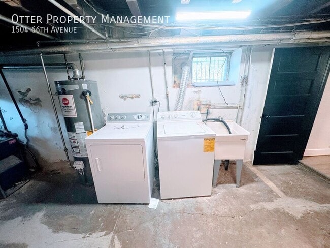 Building Photo - 1504 66th Ave