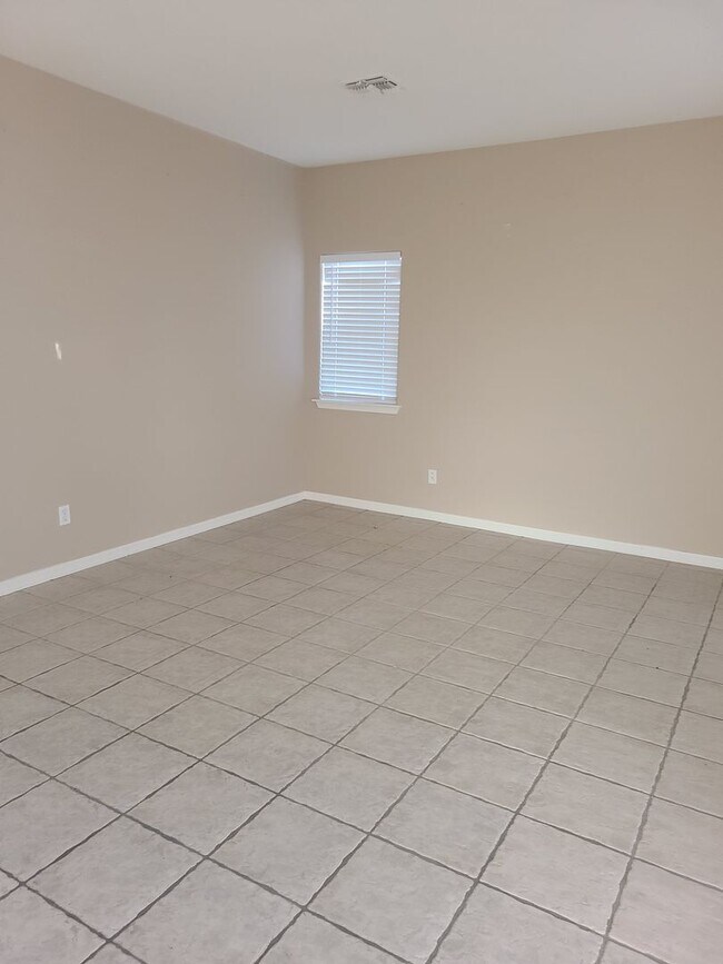 Building Photo - 4 Bedroom, 3 Bath with a Pool!!! Coming Soon!