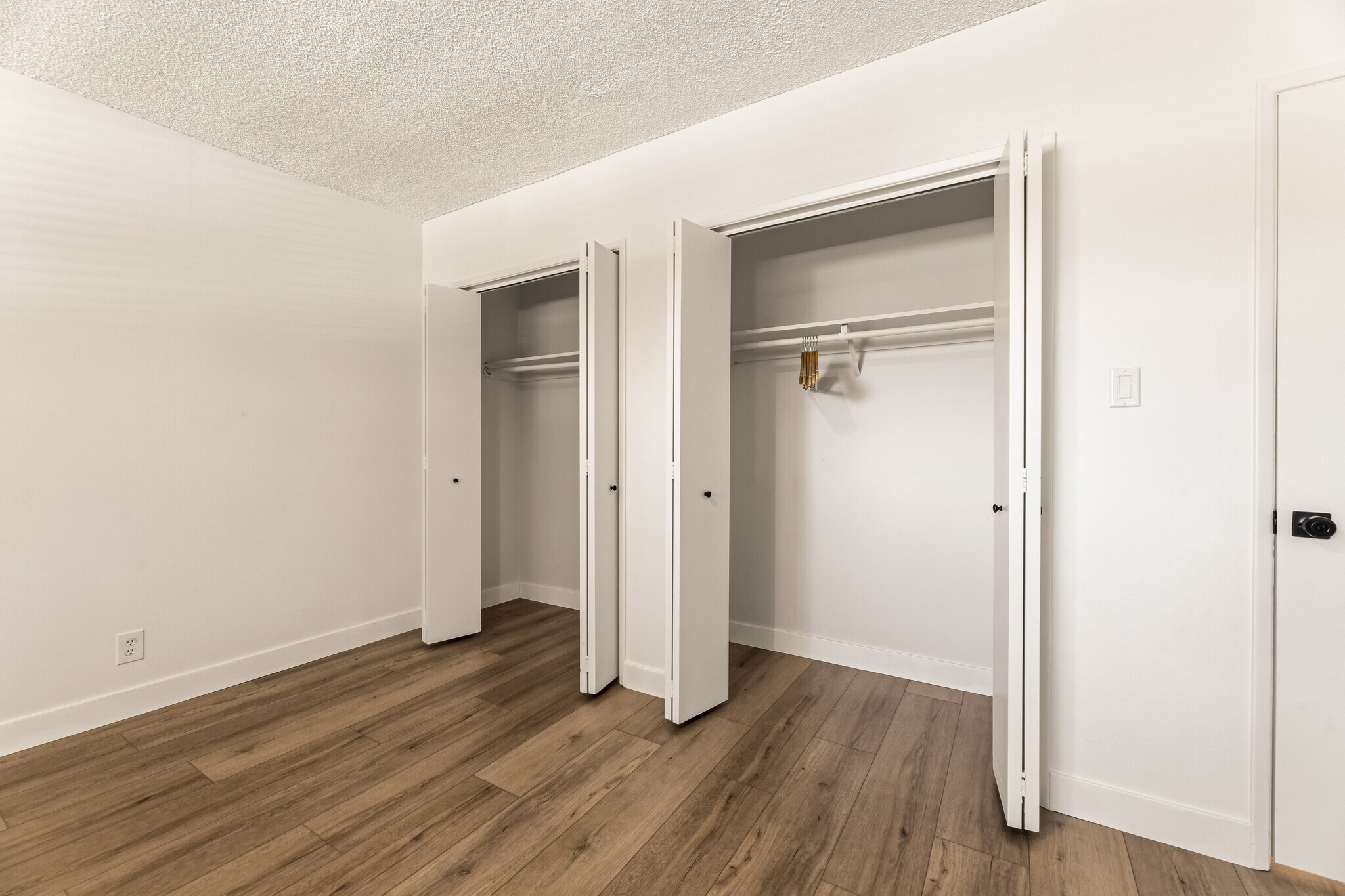 Building Photo - 100 N El Molino St