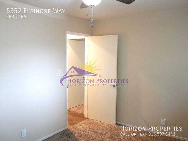 Building Photo - 3 Bed 1 Bath 1,006 sqft Duplex in Fair Oaks