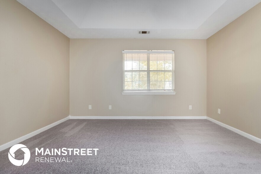 Building Photo - 315 Lacebark Ln