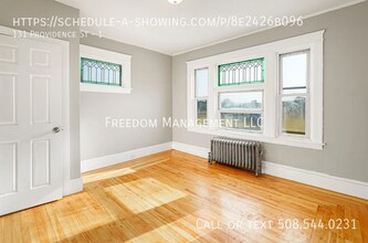 Building Photo - 131 Providence St