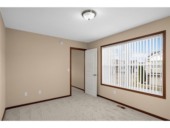 Building Photo - 15650 60th Ave N