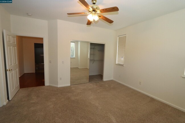 Building Photo - 567 Quindell Way