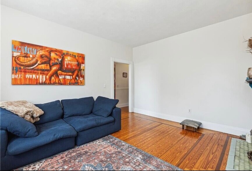 Living room - 42 Cypress St