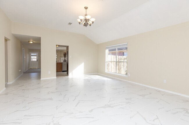 Building Photo - 3422 Keygate Dr