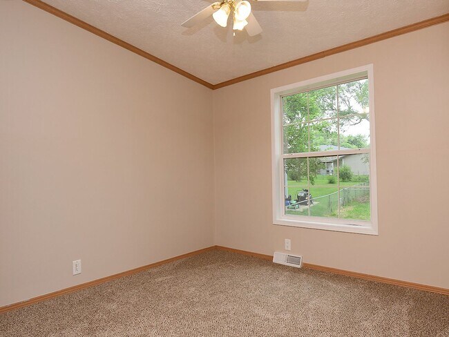 Building Photo - 38 Cypress St