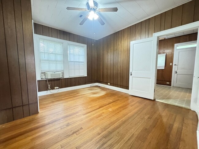 Building Photo - Spacious Home close to LA Tech