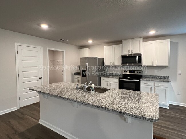 Building Photo - 8659 Tarsus Dr