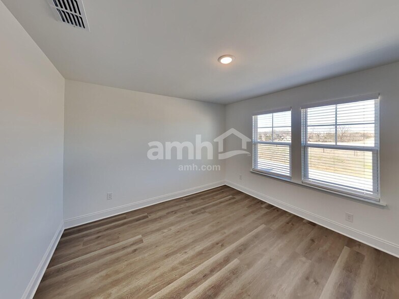 Building Photo - 119 Wendell K Rd