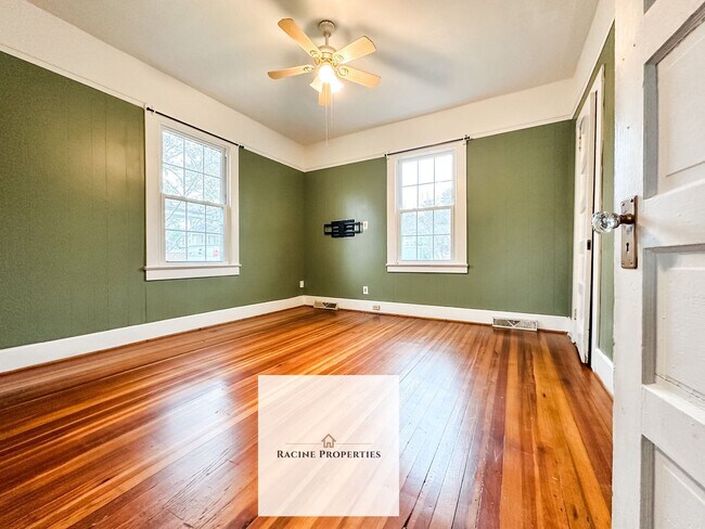 Building Photo - Cozy Two Bedroom Home in Lyman
