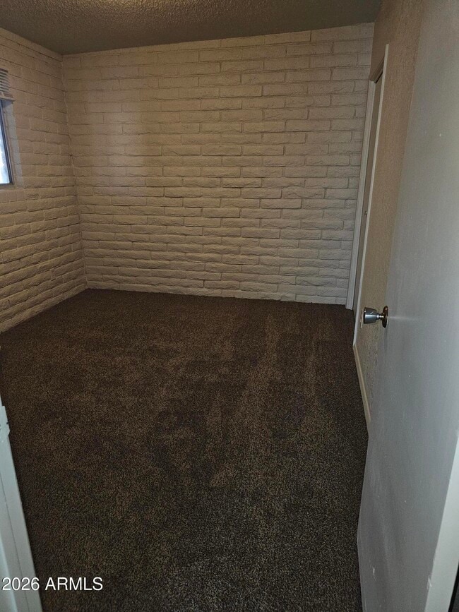 Building Photo - 306 3rd St