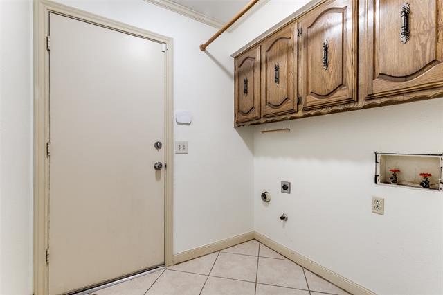 Building Photo - 10009 Chimney Hill Ln